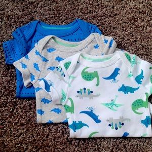 Baby boy dinosaur set onesies